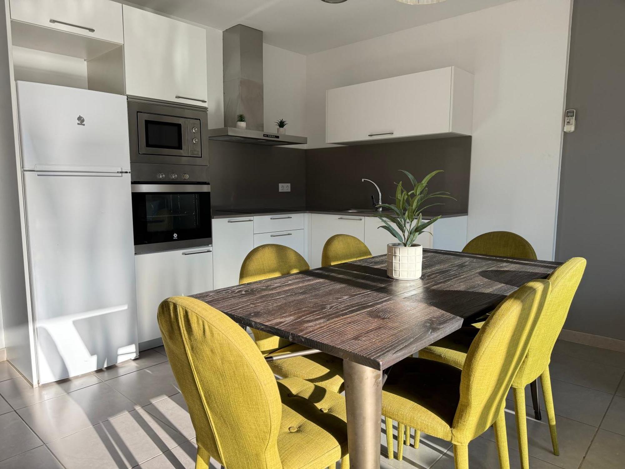 Agi Peater Center Apartment Roses Bagian luar foto